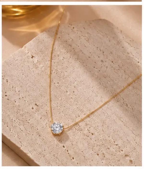 Golden_Stainless_Steel_Gold_Plated_18_Carat_Pendant_Chain_Necklace_For_Women