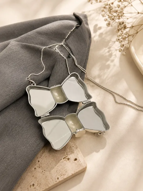 Silver_Acrylic_Clutches_Sling_Bag_For_Women