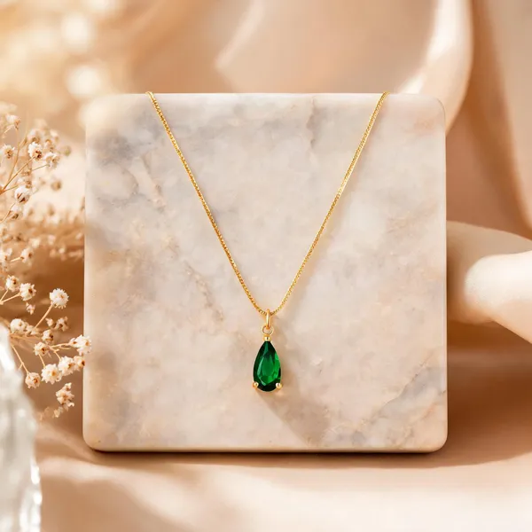 Green_And_Golden_Stainless_Steel_Gold_Plated_18_Carat_Pendant_Necklace_For_Women