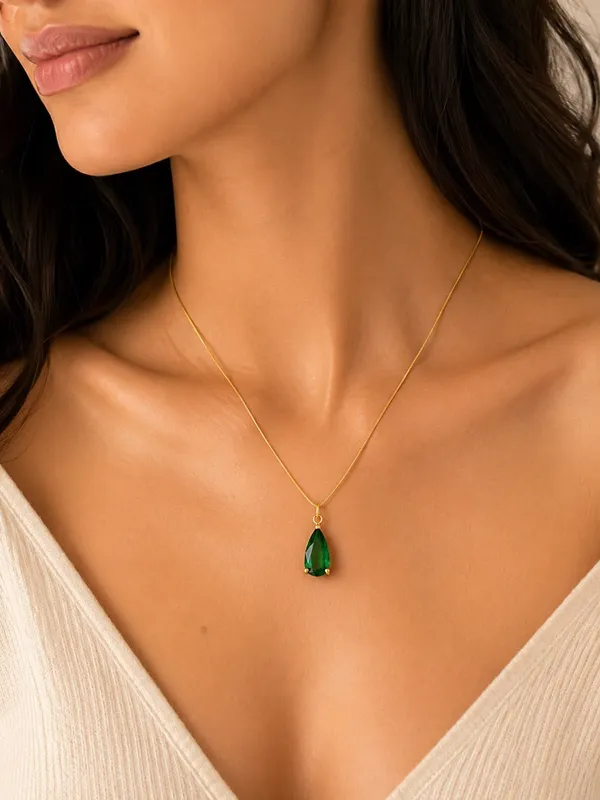 Green_And_Golden_Stainless_Steel_Gold_Plated_18_Carat_Pendant_Necklace_For_Women