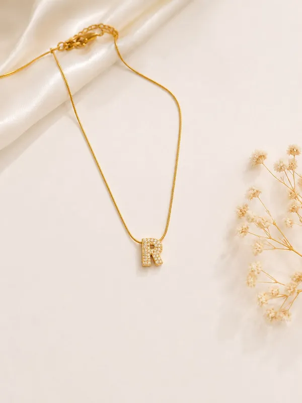 Golden_Stainless_Steel_Gold_Plated_18_Carat_Pendant_Necklace_For_Women