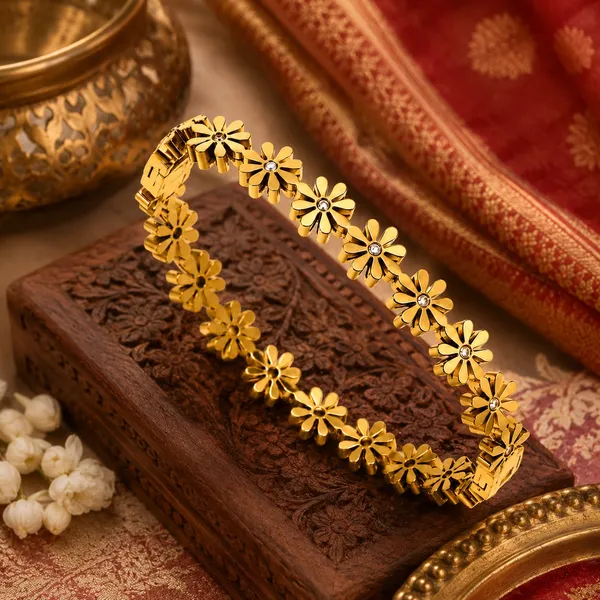 Golden_Stainless_Steel_Gold_Plated_18_Carat_Cuff_Bracelet_For_Women