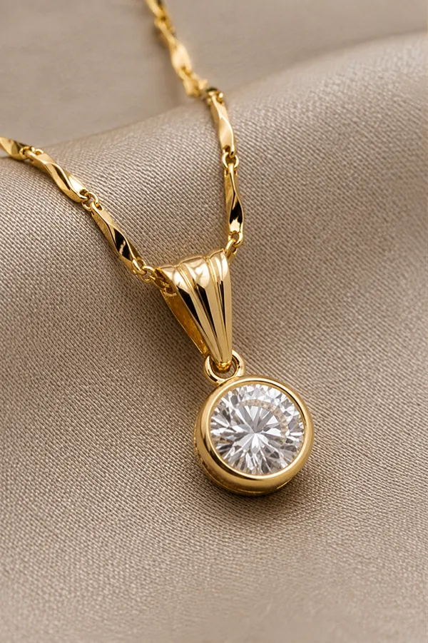 Gold_Brass_Solitaire_Pendant_Chain_For_Women