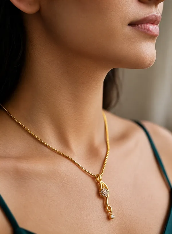 Gold_Brass_Floral_Cubic_Zirconia_Pendant_Chain_For_Women