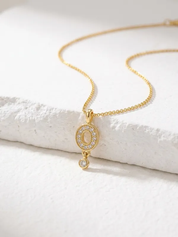 Gold_Brass_Oval_Crystal_Pendant_Chain_For_Women