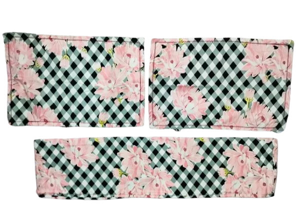 Black_And_Pink_Cotton_Bedsheet_With_Pillow_Cover_For_Bedroom