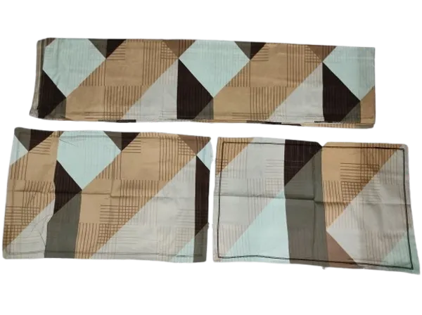 Brown_And_White_Cotton_Bedsheet_With_Pillow_Cover_For_Bedroom