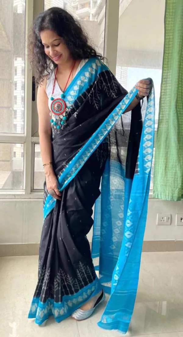 Black_And_Blue_Plain_Linen_Saree_For_Women