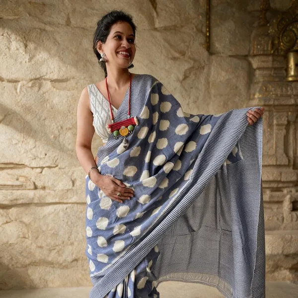 Blue_Plain_Linen_Saree_For_Women
