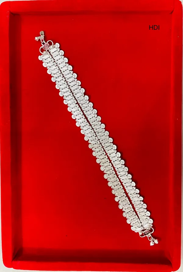 Silver_Tone_Ornate_Chain_Anklet_For_Women