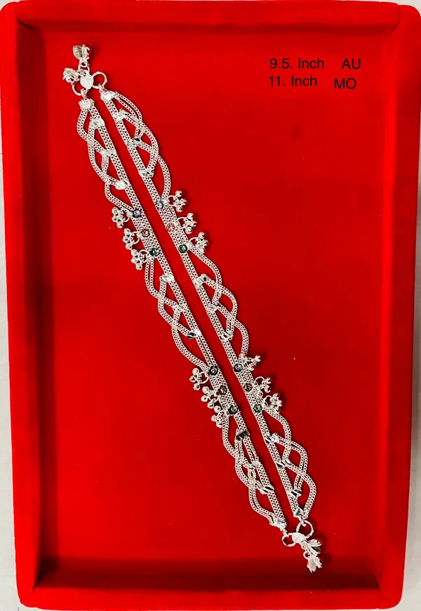 Silver_Layered_Floral_Charm_Chain_Anklet_Pair_For_Women