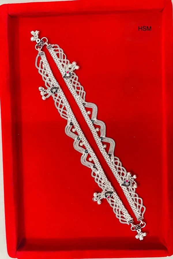 Silver_Tone_Lattice_Floral_Traditional_Anklet_Pair_For_Women