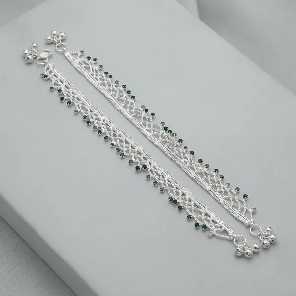 Silver_Tone_Traditional_Floral_Anklet_Pair_For_Women
