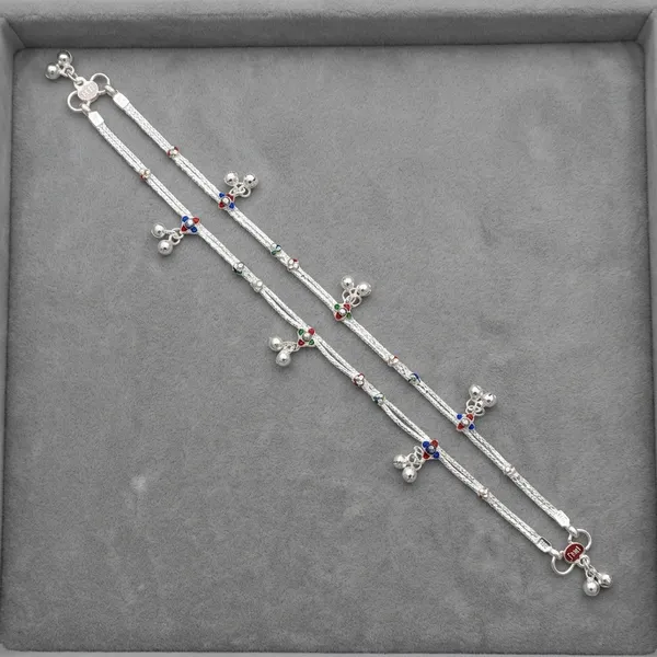 Silver_Traditional_Chain_Charm_Anklet_For_Women