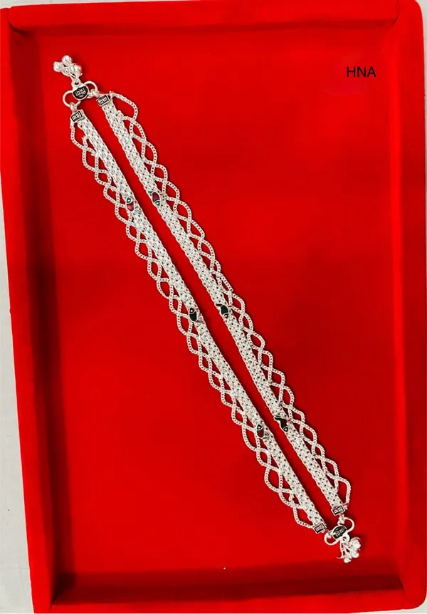 Silver_Tone_Braided_Pattern_Anklet_Pair_For_Women
