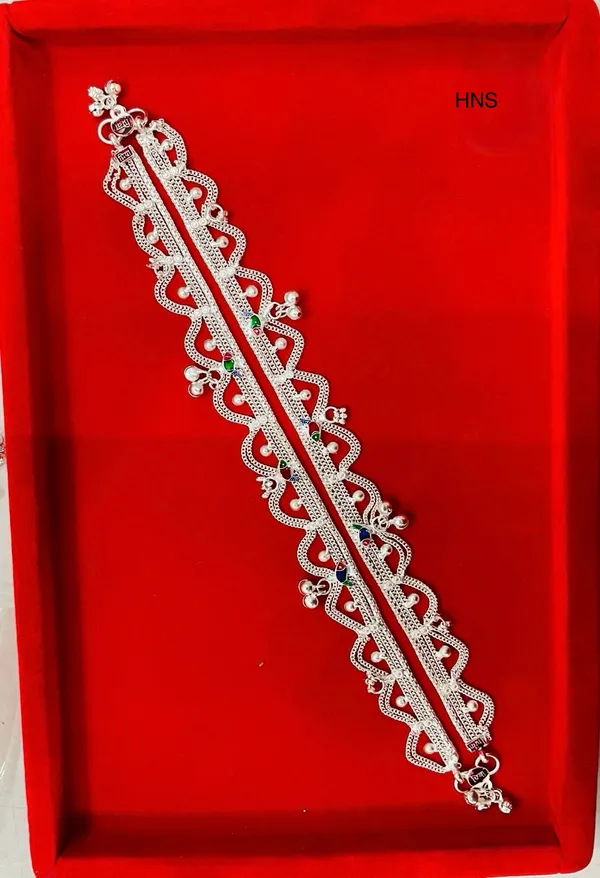 Silver_Metal_Ornate_Openwork_Charm_Anklet_For_Women