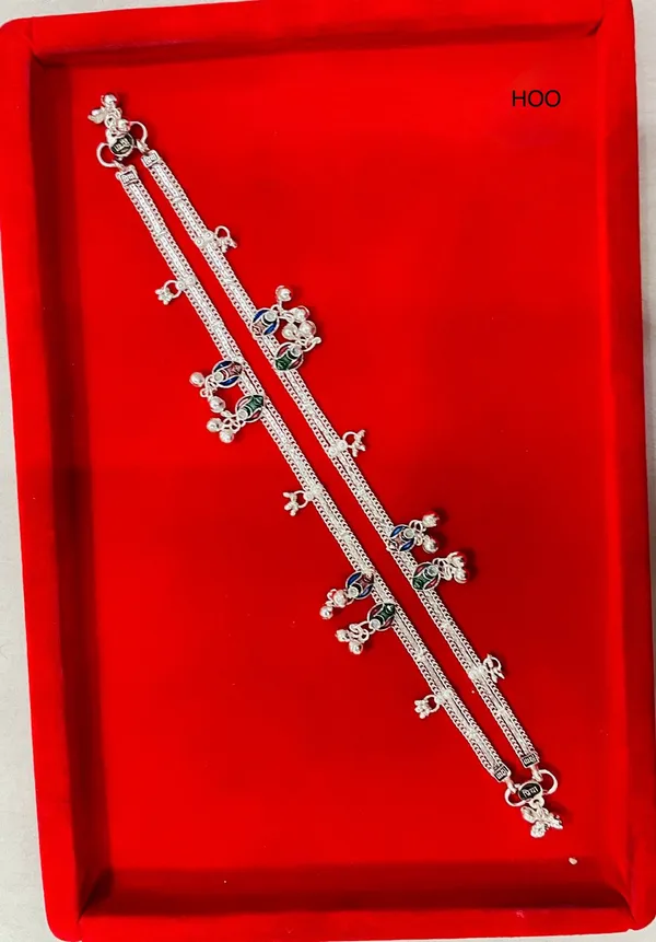 Silver_Tone_Enamel_Charm_Anklet_Pair_For_Women