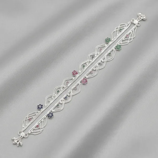 Silver_Tone_Looping_Floral_Charm_Anklet_For_Women