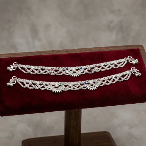 Silver_Metal_Traditional_Stone_Anklet_Pair_For_Women