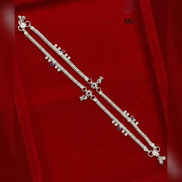 Silver_Floral_Charm_Chain_Anklet_Pair_For_Women