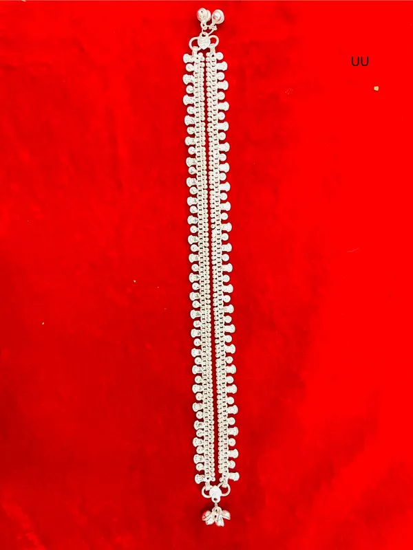 Silver_Metal_Beaded_Chain_Anklet_For_Women