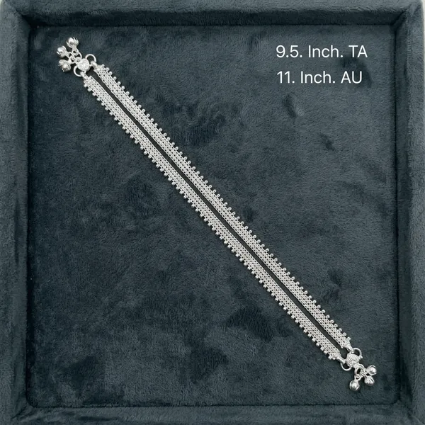 Silver_Delicate_Chain_Anklet_For_Women