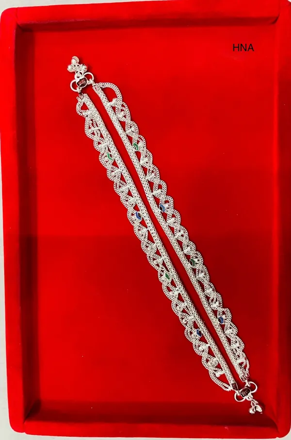 Silver_Tone_Filigree_Ornate_Anklet_For_Women