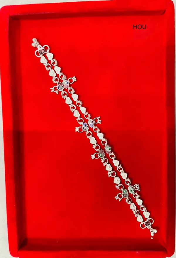 Silver_Tone_Floral_Heart_Link_Traditional_Anklet_For_Women