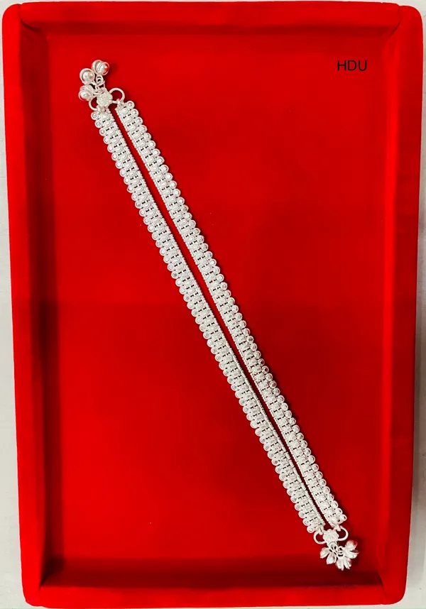 Silver_Tone_Floral_Link_Anklet_For_Women