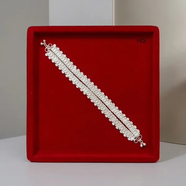 Silver_Tone_Ornate_Chain_Anklet_For_Women