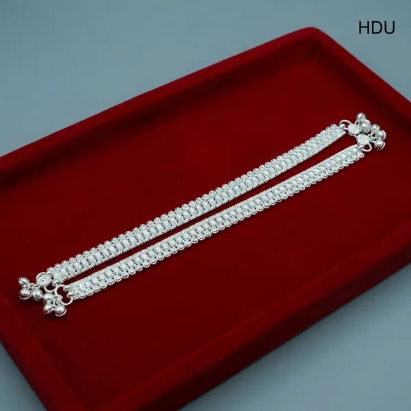 Silver_Tone_Beaded_Floral_Anklet_For_Women
