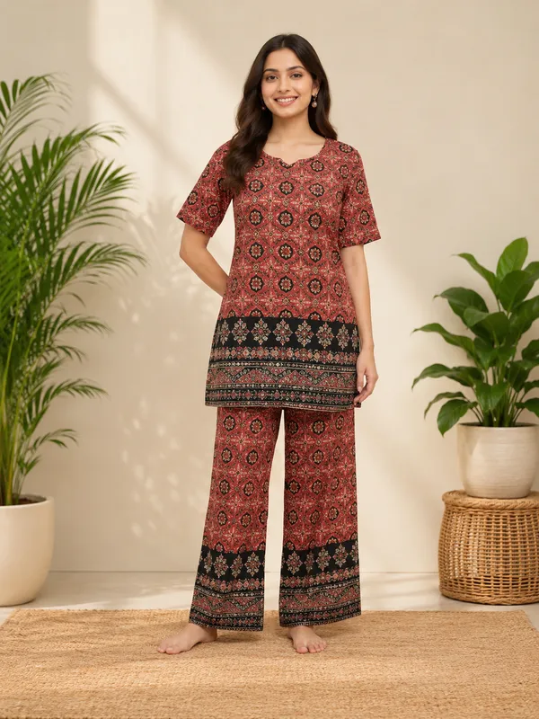 Maroon_Cotton_Relaxed_Printed_Kurta_Pant_Set_For_Women