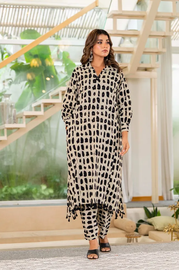 Cream_Cotton_Abstract_Print_C_Cut_Kurta_Set_For_Women
