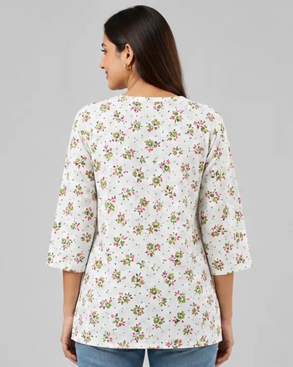 BLQWEAR_Floral_Print,_Printed_Cotton_Blend_Straight_Kurti_for_Women