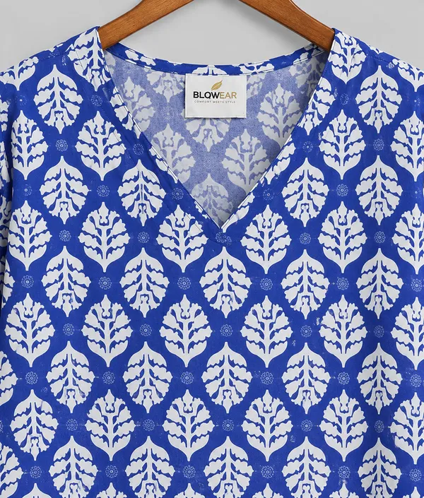 BLQWEAR_Floral_Print,_Printed_Cotton_Blend_Straight_Kurti_for_Women