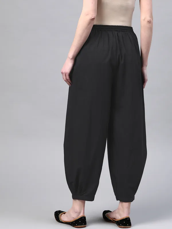 Black_Rayon_Relaxed_Fit_Harem_Pants_For_Women
