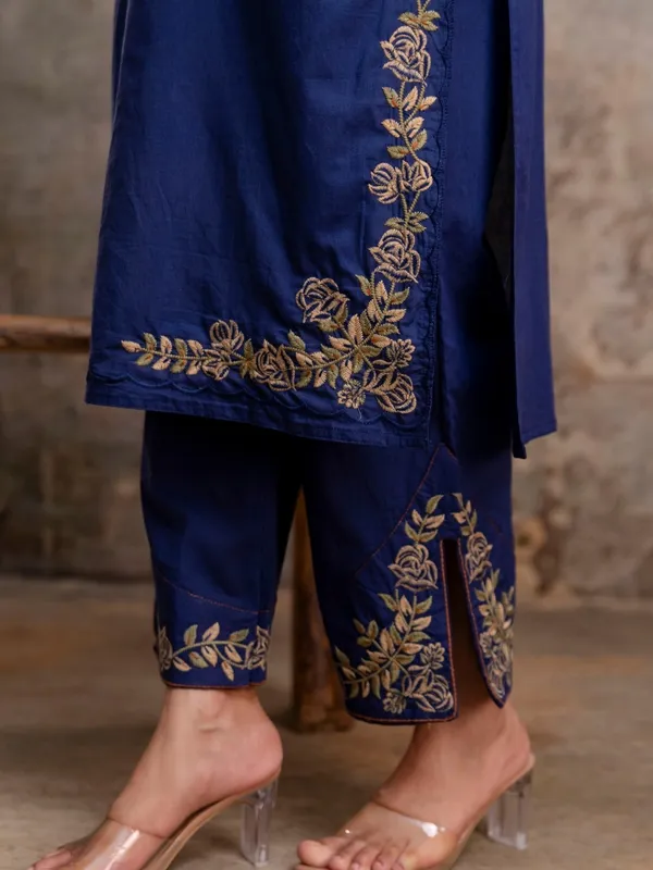 Navy_Blue_Women_Pure_Cotton_Embroidered_Kurta_Set_with_Dupatta