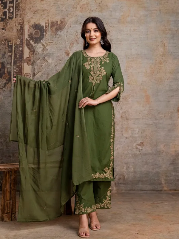 Moss_Green_Women_Pure_Cotton_Embroidered_Kurta_Set_with_Dupatta