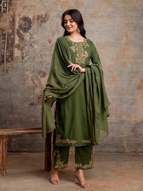 Moss_Green_Women_Pure_Cotton_Embroidered_Kurta_Set_with_Dupatta
