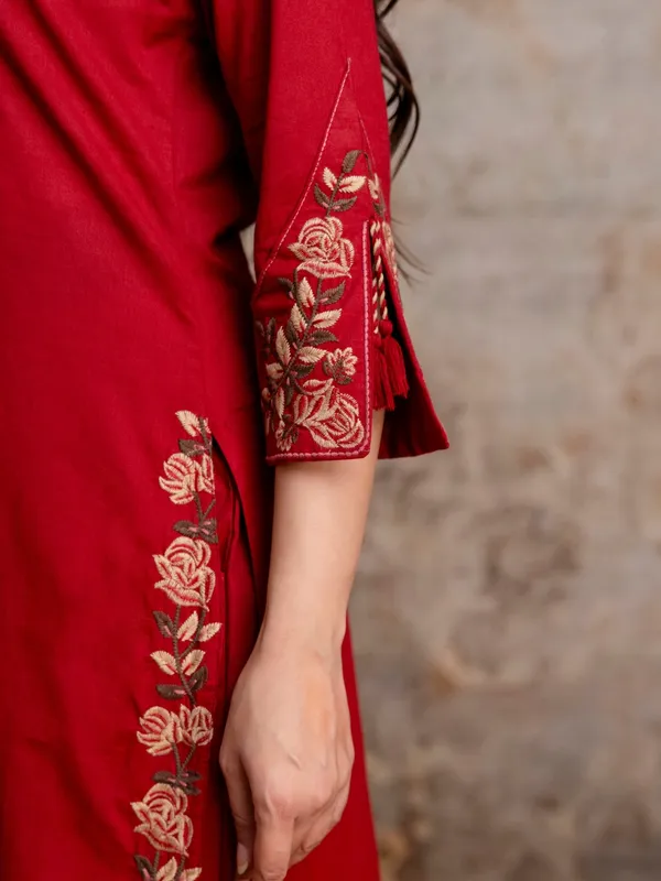 Ruby_Red_Women_Pure_Cotton_Embroidered_Kurta_Set_with_Dupatta