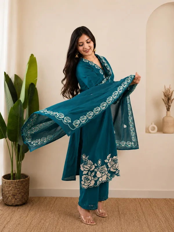 Teal_Blue_Women_Pure_Cotton_Printed_Kurta_Set_with_Dupatta