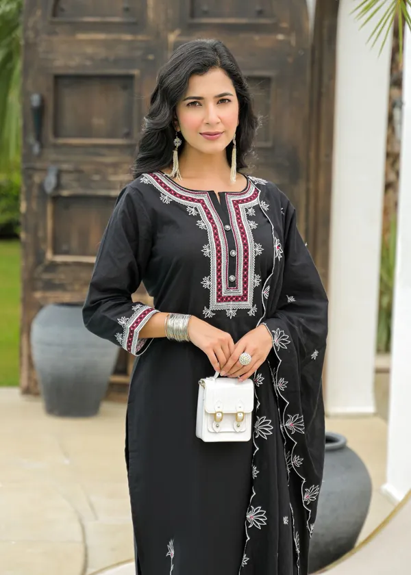 Black_Cotton_Embroidered_Suit_Set_With_Contrast_Detailing_–_Elegant_Daily_&_Festive_Wear