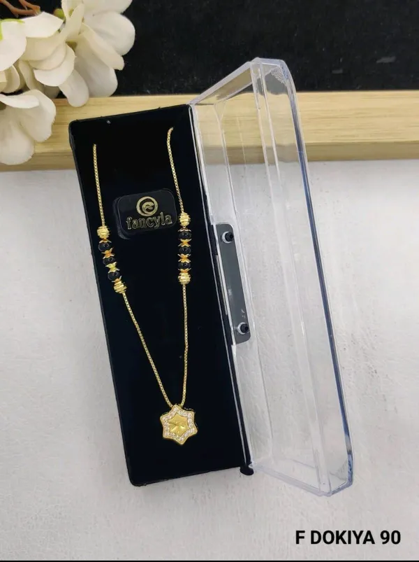 18kt_Gold_Plated_Star_Pendant_Necklace_For_Women_|_Anti_Tarnish