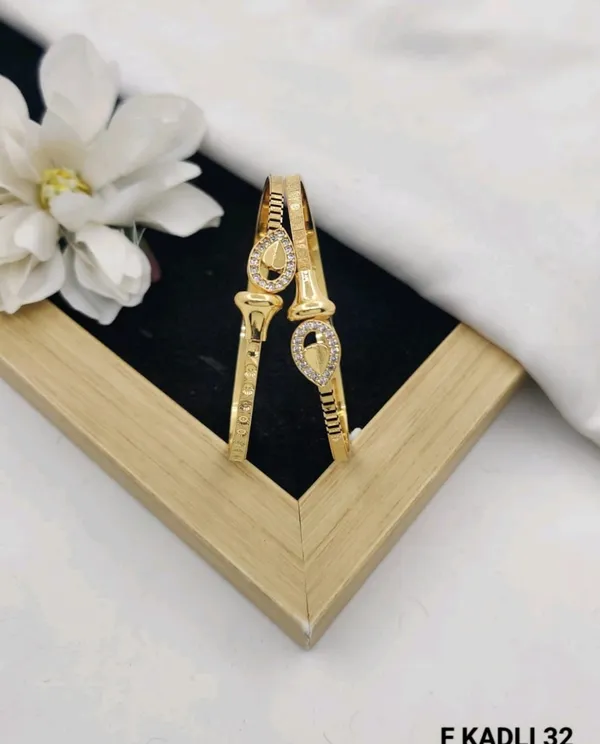 18kt_Gold_Plated_Stone_Studded_Drop_Bangle_For_Women_|_Anti_Tarnish
