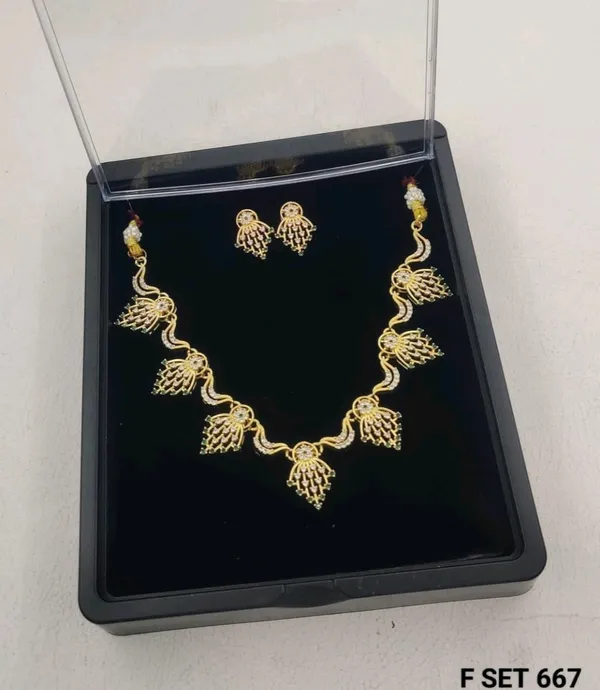 18kt_Gold_Plated_Leaf_Motif_Necklace_Earrings_Set_For_Women_|_Anti_Tarnish