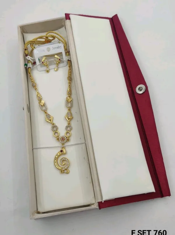 18kt_Gold_Plated_Multicolour_Accent_Necklace_And_Earring_Set_For_Women_|_Anti_Tarnish