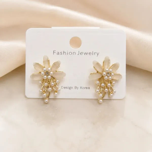 KOREAN_Earings_for_Women_With_Anti_Tarnish