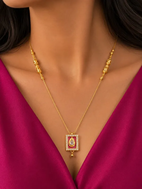 18kt_Gold_Plated_Geometric_Pendant_Necklace_For_Women_|_Anti_Tarnish