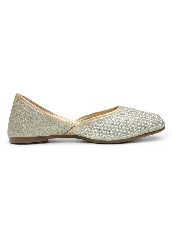 The_Geometric_Embellished_Glitter_Jutti