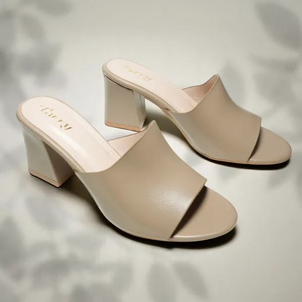 The_Sleek_Block_Heel_Slide